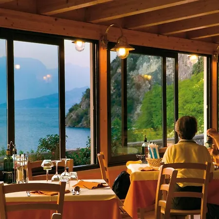 Baitone - Nature Village Hotel