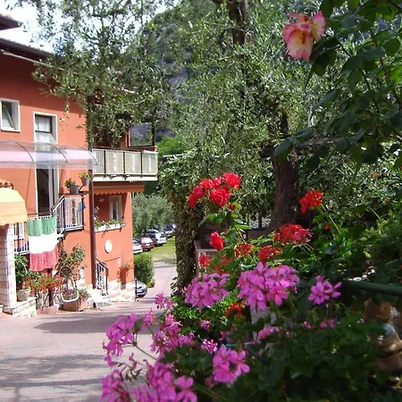 Baitone - Nature Village Malcesine
