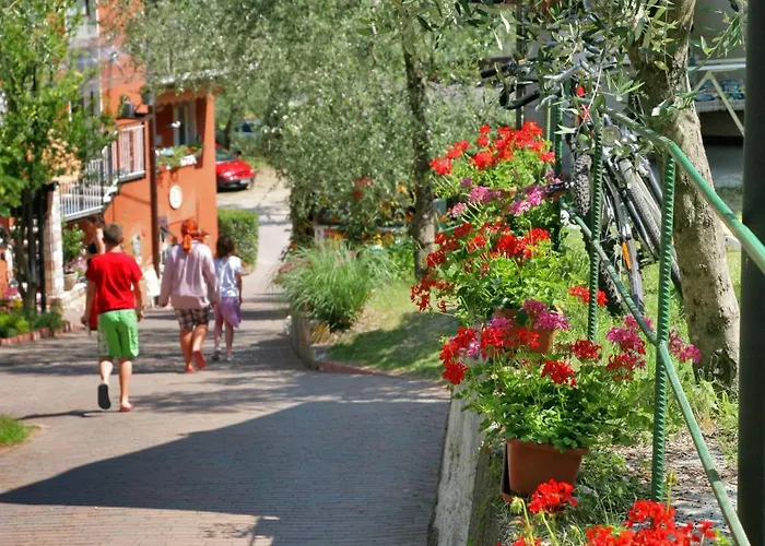 Baitone - Nature Village 2*