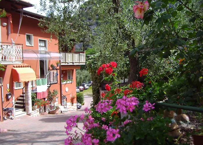 Hotel Baitone - Nature Village Malcesine