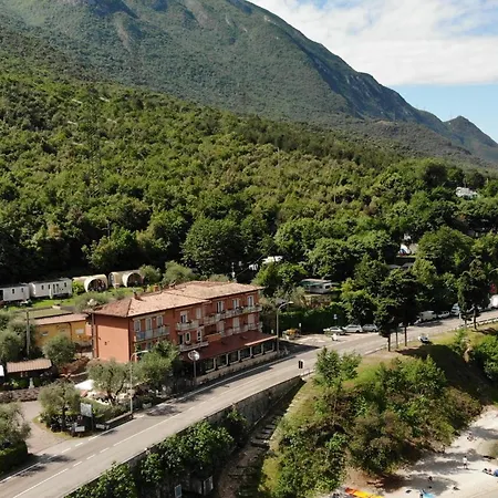 Hotel Baitone - Nature Village Malcesine